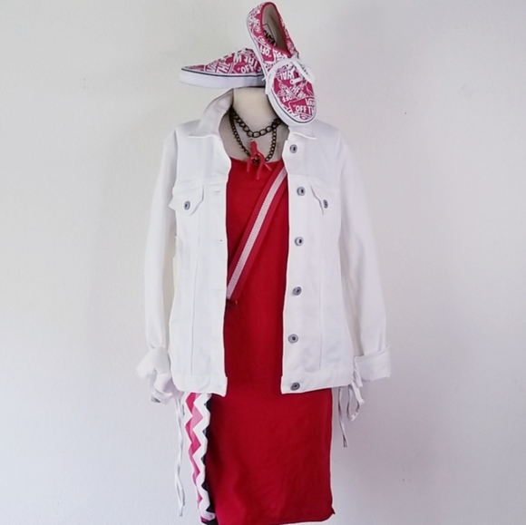 American Apparel - Picture 8 of 9